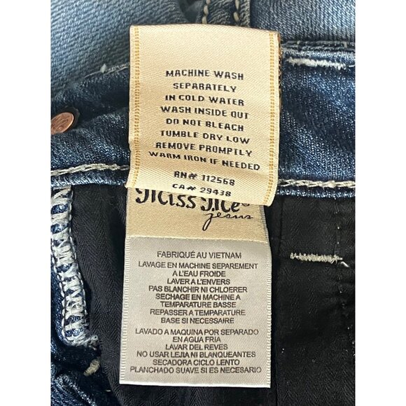 Miss Me Women's Jean Shorts Signature Short Size 26 With Stains - Picture 7 of 16